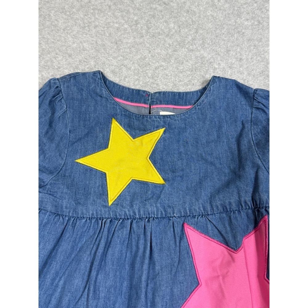 Mini Boden Betsy Tiered Chambray Denim Star Applique Dress Blue Girls 6-7Y - Picture 4 of 10